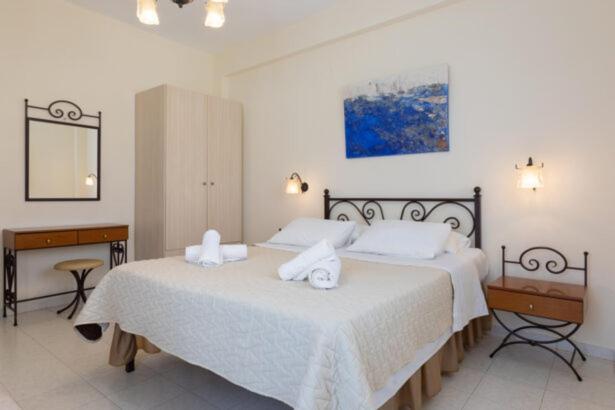 Sardis Rooms Aliki  Esterno foto